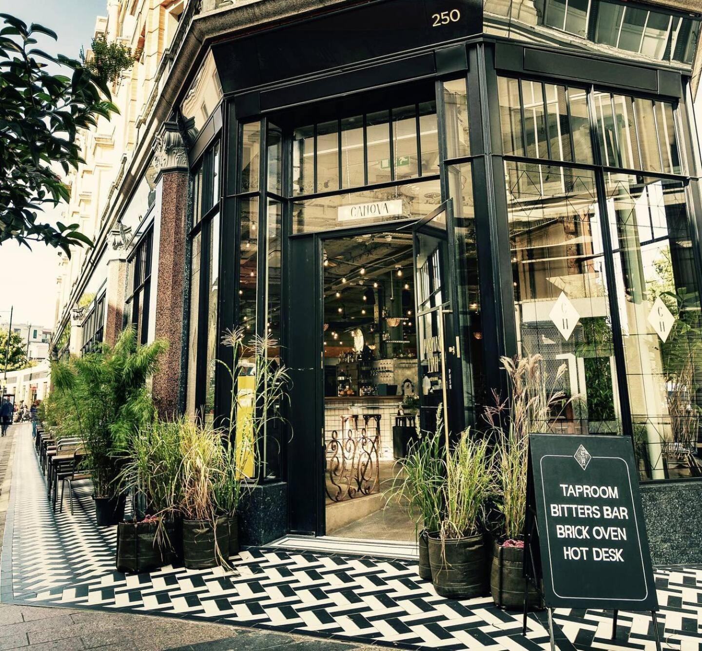 Arty Escape In Central London - Zone 2 ภายนอก รูปภาพ
